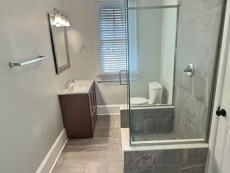 2116 Herschel St #B — Photo 7