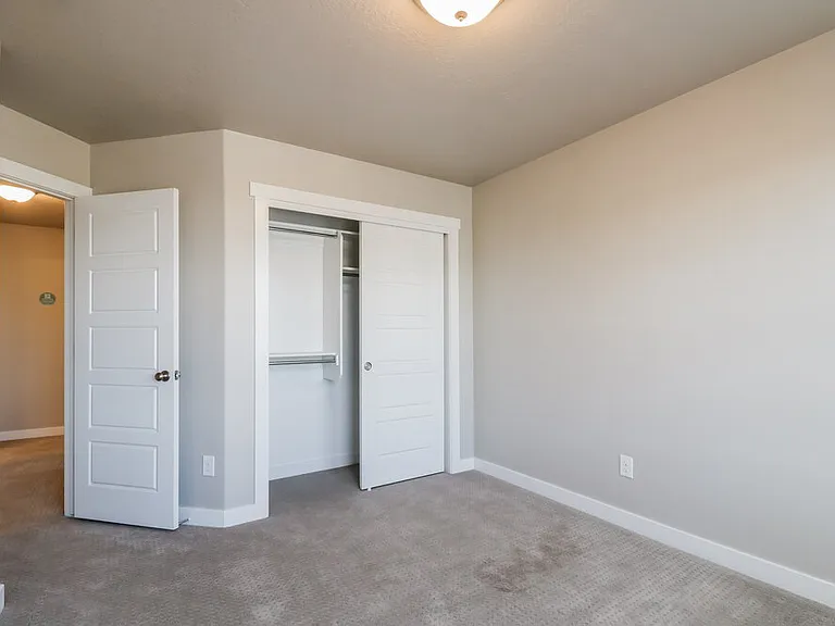 1083 W Osprey Dr — Photo 13