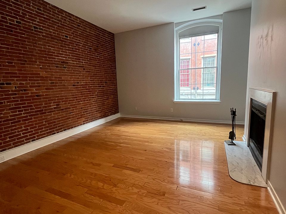 1st image of 102-22 Church St #201