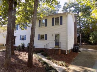 22 Dover Dr, Taylors, SC 29687