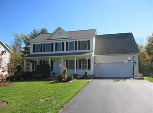 22 Aster Dr, Rexford, NY 12148