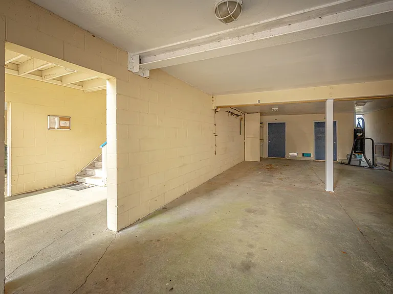 2421 Beachview Dr #G-13 — Photo 37