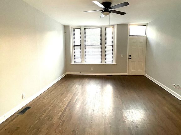 5th image of 805 S Claremont Ave APT 1