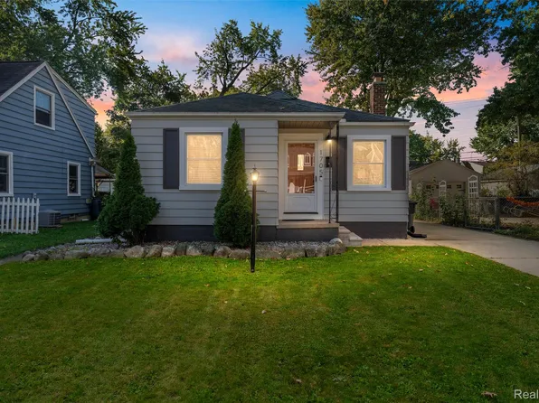 1705 West Blvd, Berkley, MI 48072