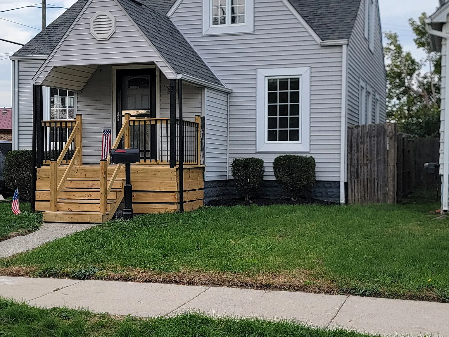 4 bed, 2.5 bath, 1436 sqft, $1,800 — Photo 2