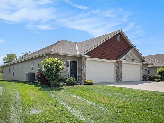 2nd image of 12353-59 Fox Creek Dr