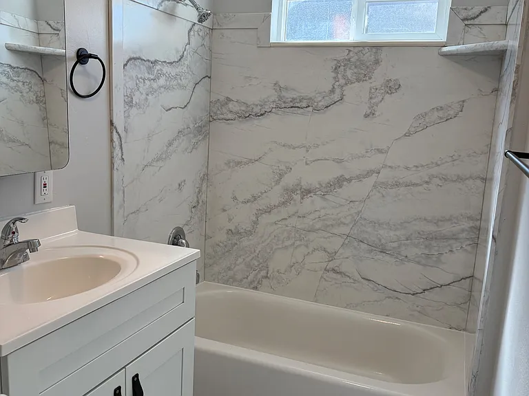 Whiting Ave. 204 W. - 206 — Photo 17