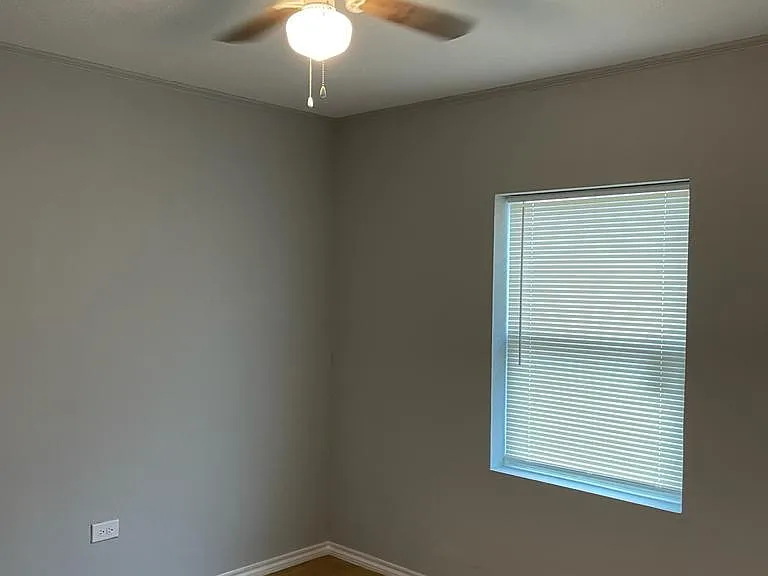 315 Rio Palm St #2/1 — Photo 7