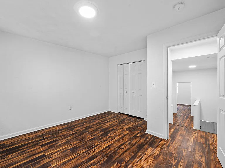 1304 Breed St — Photo 14