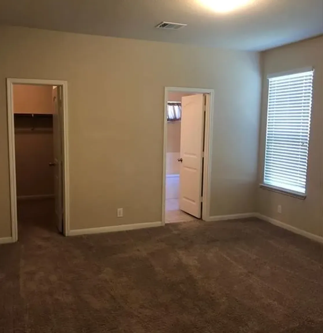 4 bed, 1627 sqft, $1,850 — Photo 3