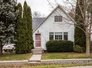 19638 Cherry St, Conklin, MI 49403
