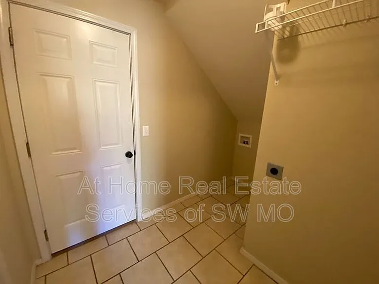 3125 W Golden Valley Ct — Photo 15