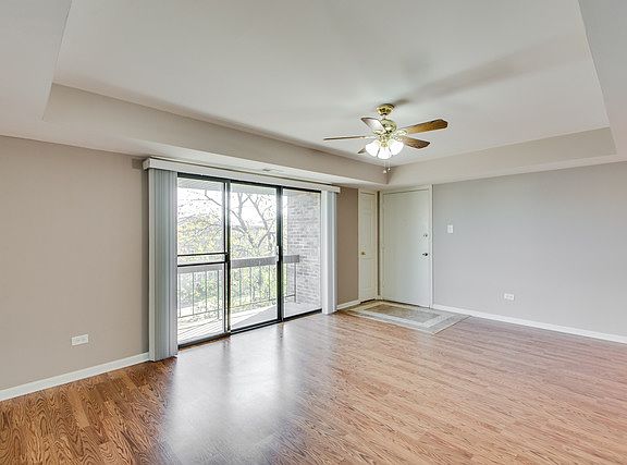 3rd image of 10428 S Keating Ave APT C6