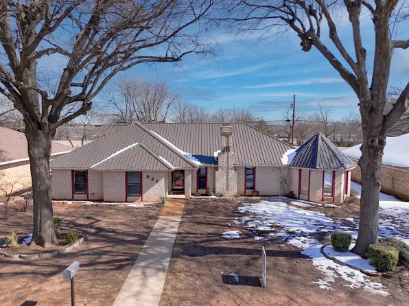 630 Bunker St, Paris, TX 75460