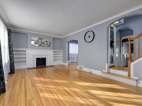 3rd image of 17508 Franklin Ave