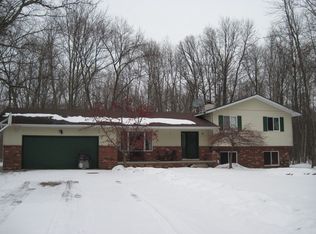 865 S Badour Rd, Midland, MI 48640