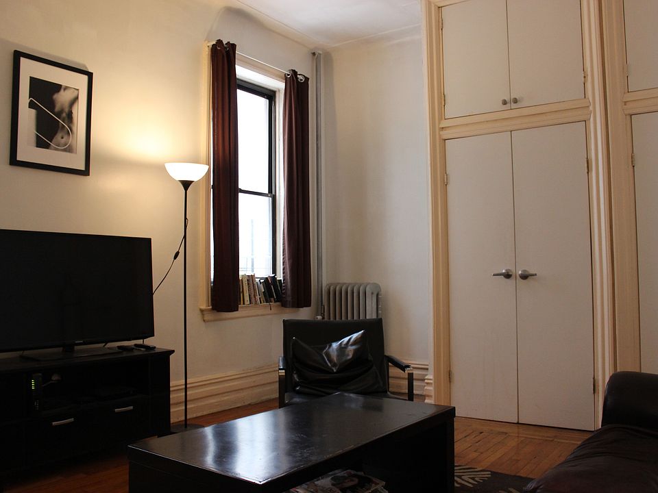 1st image of 1274 Pacific St APT 2