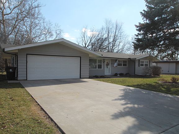 2nd image of 5314 N Longwood Dr