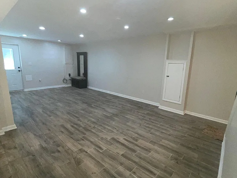 317 Soapstone Ln — Photo 8