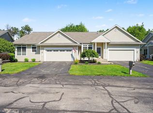 1062 Kensington St NW, Grand Rapids, MI 49534