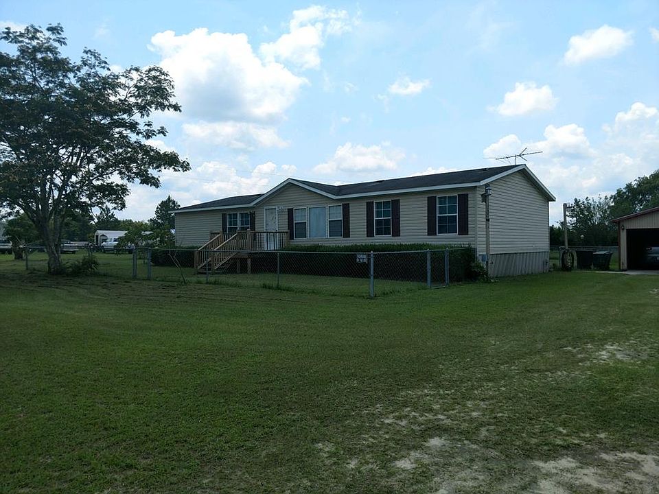 1st image of 676 Patricia Ln