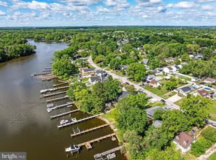 7847 Leymar Rd, Glen Burnie, MD 21060