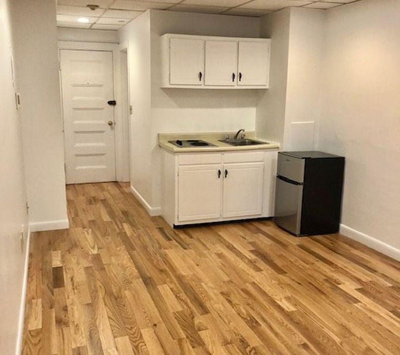 1st image of 854 Beacon St APT 13
