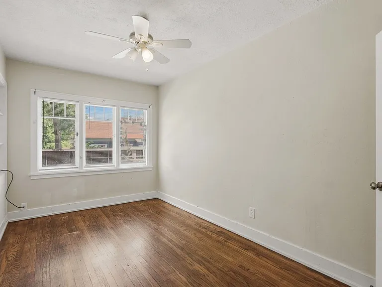 Ladywood Apartments — Photo 27