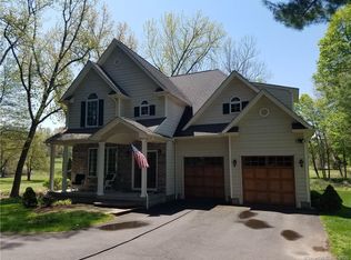 9 Taylor Ct, Windsor, CT 06095