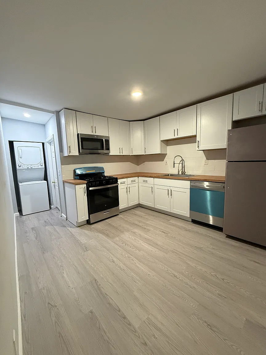 95 Market St APT 7 photo 1