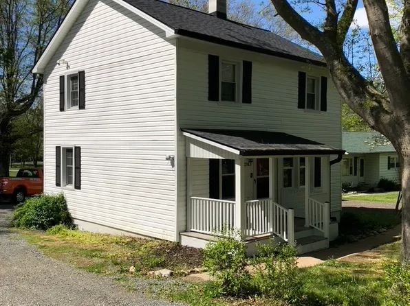 22165 Saint Louis Rd, Middleburg, VA 20117
