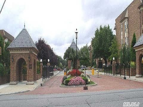 1st image of 1328 Robin Ln #1
