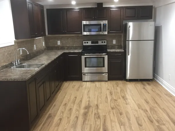 93 Bellwood Ave #Avenue4-4, Ottawa, ON K1S 1S8