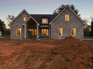 405 Chestnut Oak Ave, Smithville, TN 37166