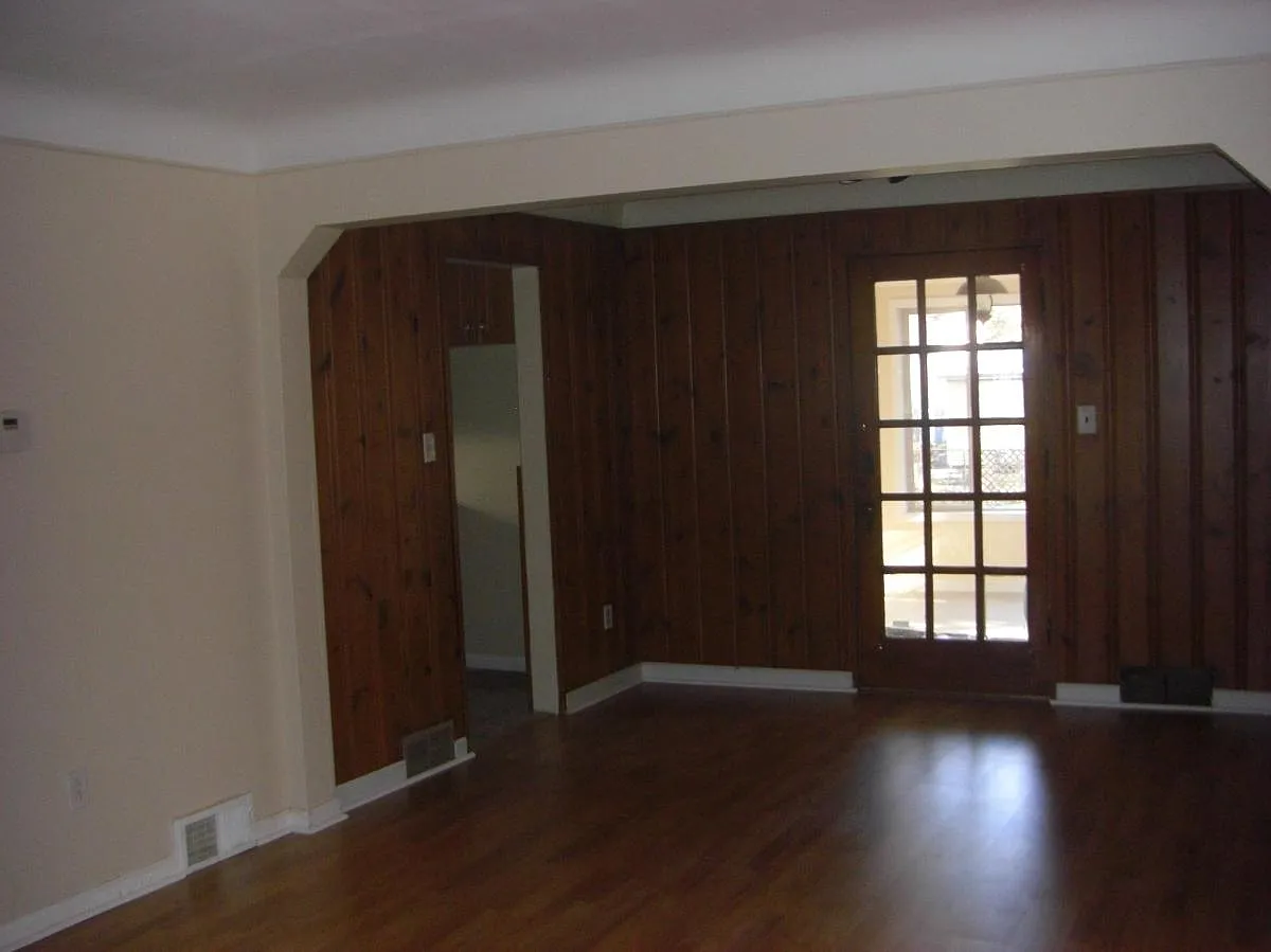 15990 Lexington — Photo 4