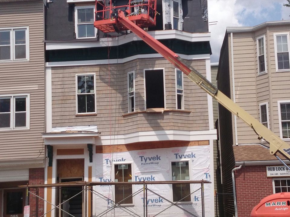 2nd image of 283-283A Dorchester St