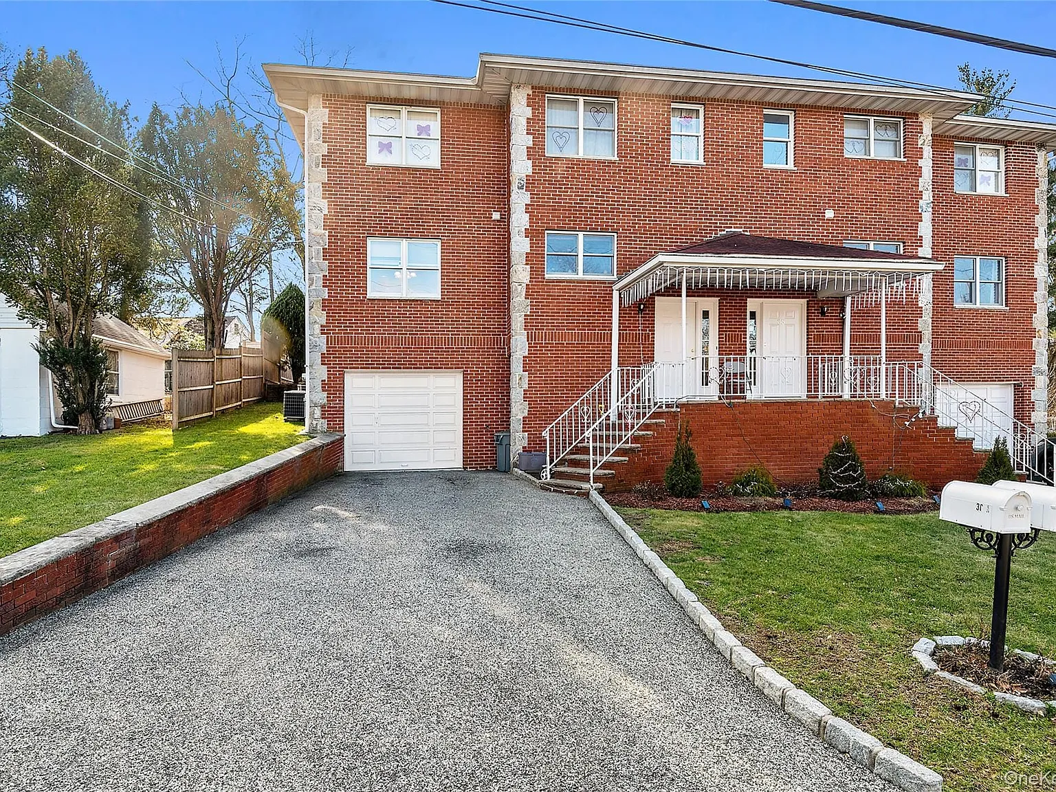 3 bed, 2.0 bath, 1800 sqft, $5,500 — Photo 1