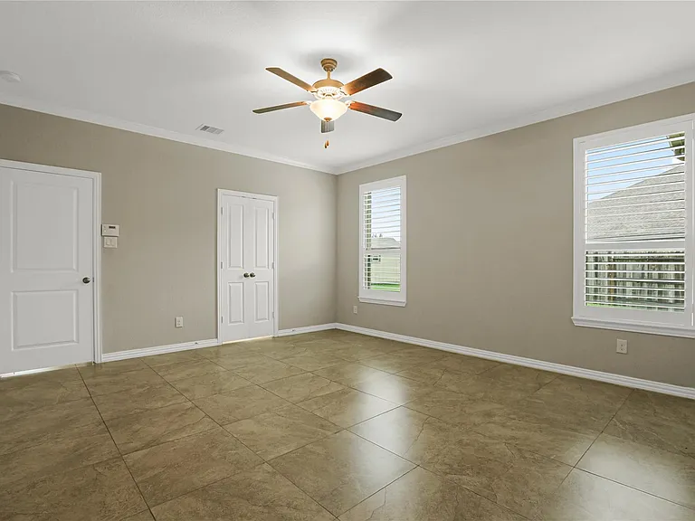 8903 Lost Castle Way — Photo 16