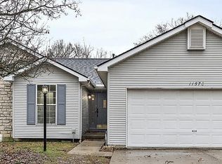 11570 Rose Ln, Cincinnati, OH 45246