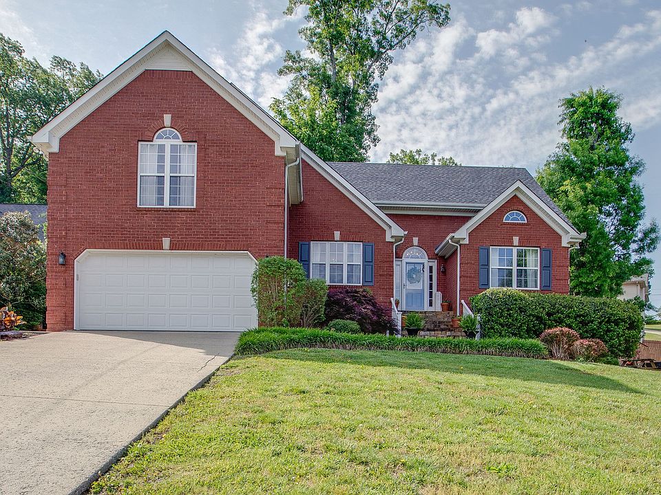 1st image of 3707 Henricks Hill Dr