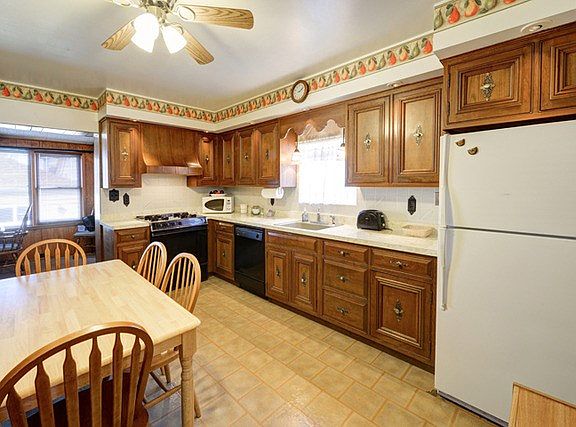 5th image of 5708 W Leland Ave