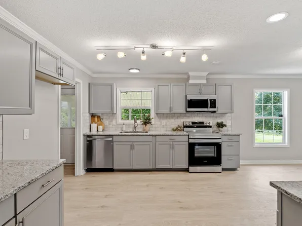 119 Chole Marie Ln, Hurdle Mills, NC 27541