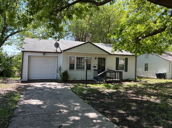 907 E 78th Ter, Kansas City, MO 64131