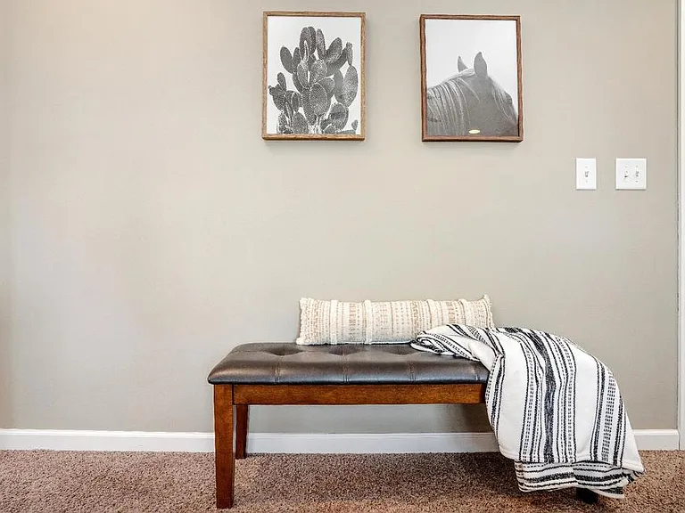 Camelot Dr — Photo 10