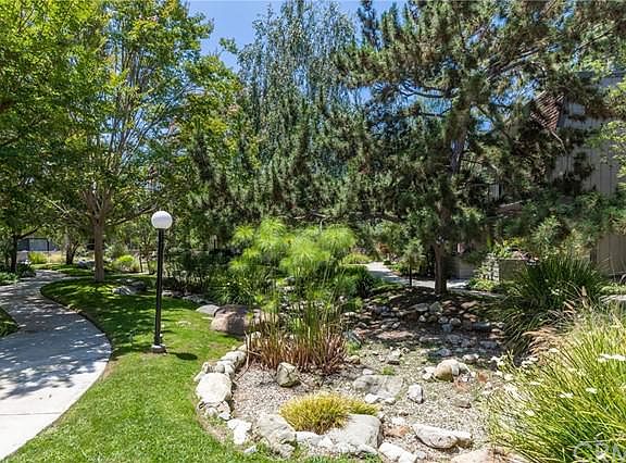 5th image of 5202 W 190th St