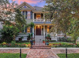 1620 Sealy St, Galveston, TX 77550