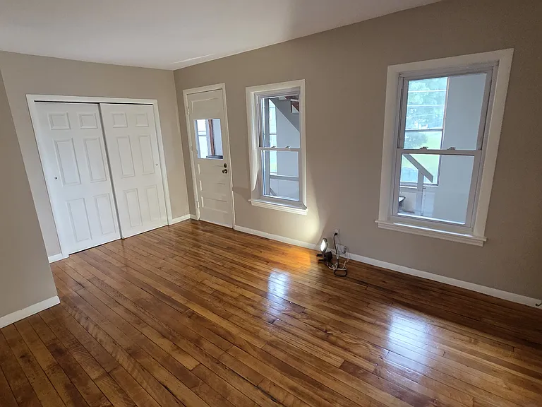 215 Madison St #2 — Photo 5