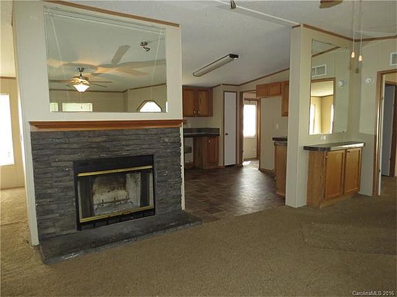 5th image of 1600 Joy Dr