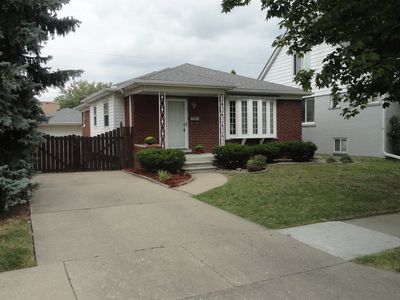 3352 22nd St, Wyandotte, MI, 48192