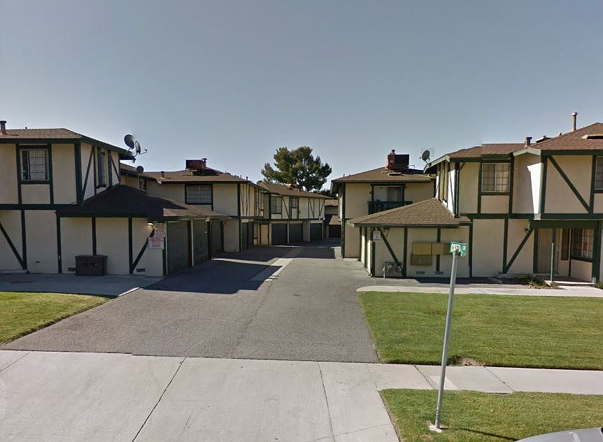 1st image of 3762 Oxford Ln